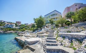 Apartments Maja